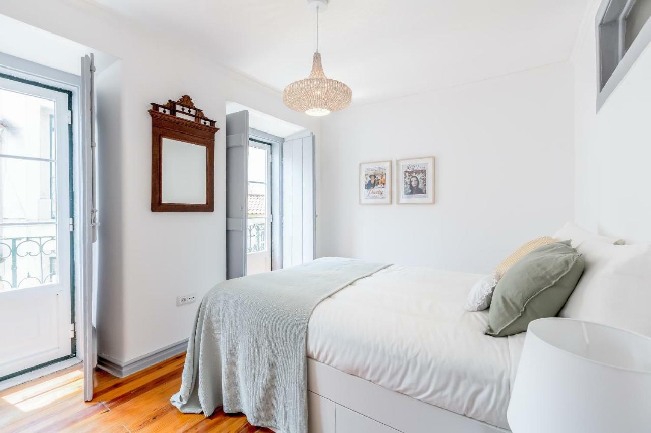 Alfama Spacious And Central Amazing Apartment, By Timecooler Lisboa Exteriör bild