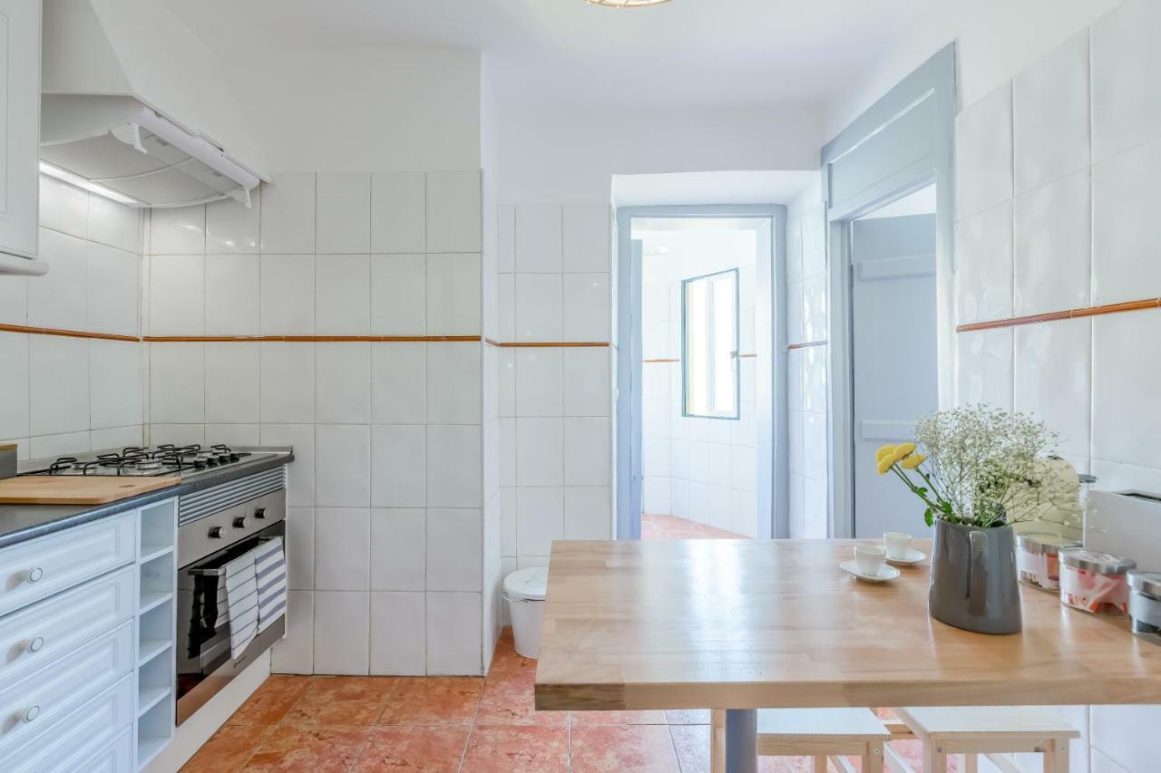 Alfama Spacious And Central Amazing Apartment, By Timecooler Lisboa Exteriör bild
